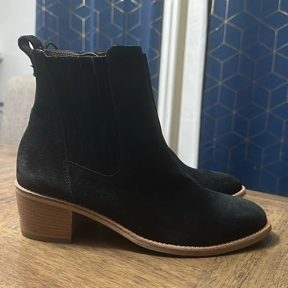 Paul Green Black Suede‎ Ankle Boots Size 4.5